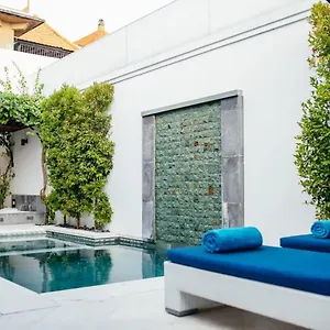 Villa Kamil Villas